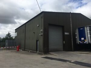 Unit to let Bolton BL5 3QR